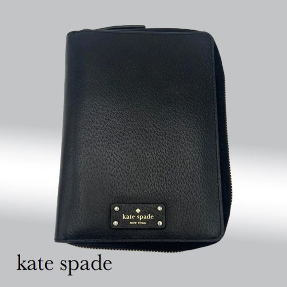 Kate Spade Wellesley Daily Planner - Picture 1 of 7